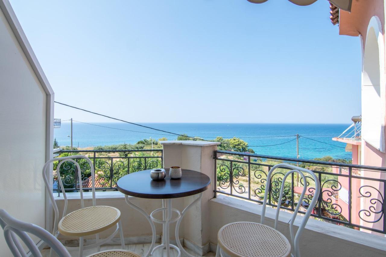 ليغيا Hotel Agios Thomas المظهر الخارجي الصورة